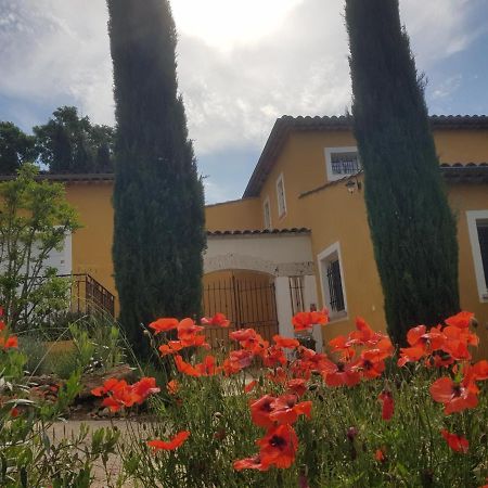 Maison Mimosa Salernes Bagian luar foto