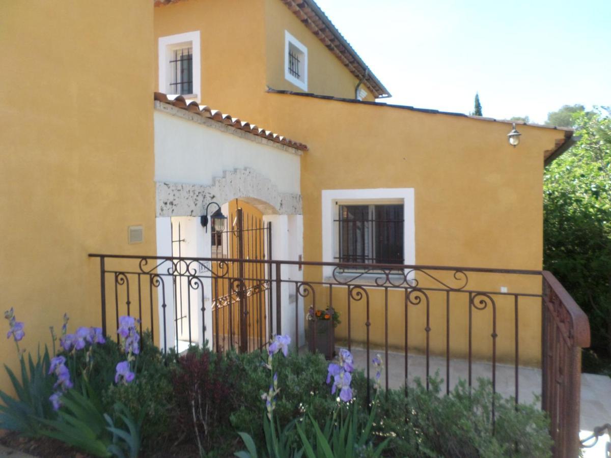 Maison Mimosa Salernes Bagian luar foto