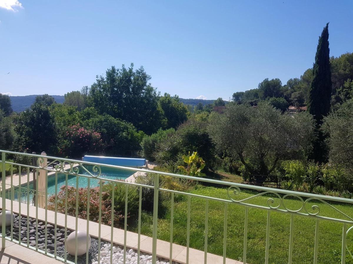 Maison Mimosa Salernes Bagian luar foto