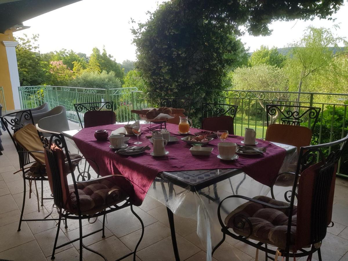 Maison Mimosa Salernes Bagian luar foto